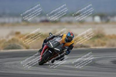 media/Nov-15-2025-Race Pace (Sat) [[8de605a2d8]]/Non Verified Riders (1st 20 Minutes)/Turn 4 (1010am)/